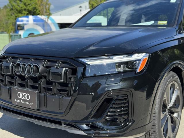 new 2025 Audi Q7 car, priced at $77,805