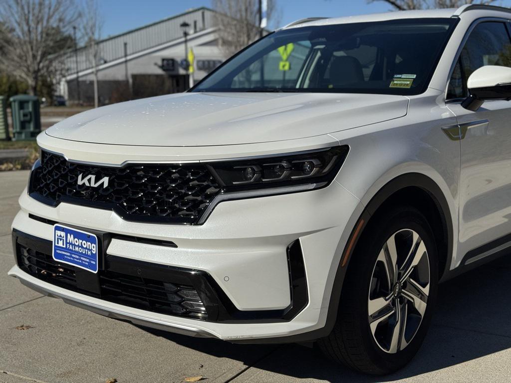 used 2023 Kia Sorento Hybrid car, priced at $30,980