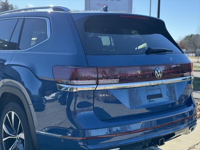 new 2025 Volkswagen Atlas car, priced at $56,306