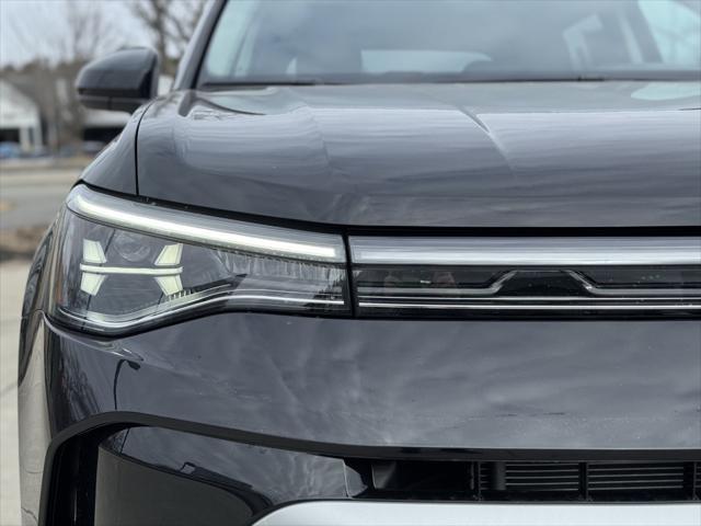 new 2025 Volkswagen Taos car, priced at $36,931