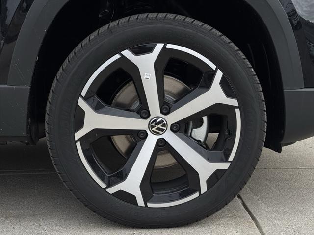 new 2025 Volkswagen Taos car, priced at $36,931