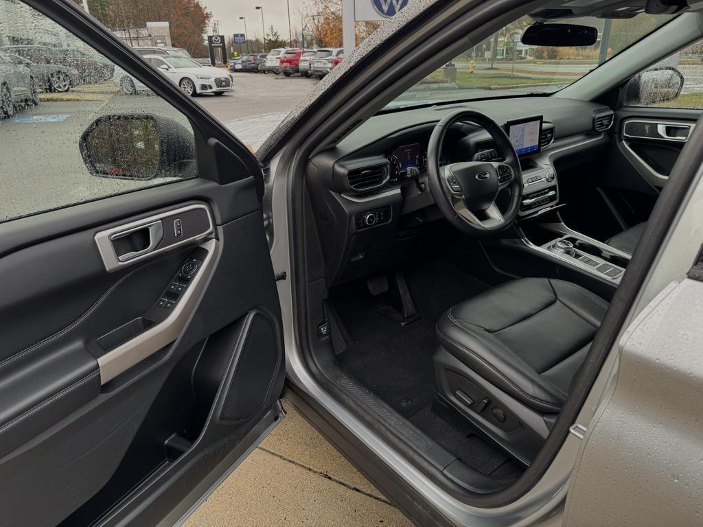 used 2023 Ford Explorer car, priced at $28,500