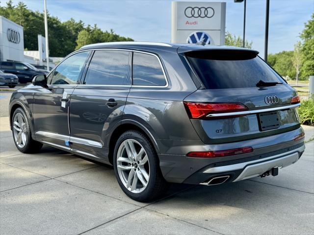 new 2025 Audi Q7 car, priced at $76,480