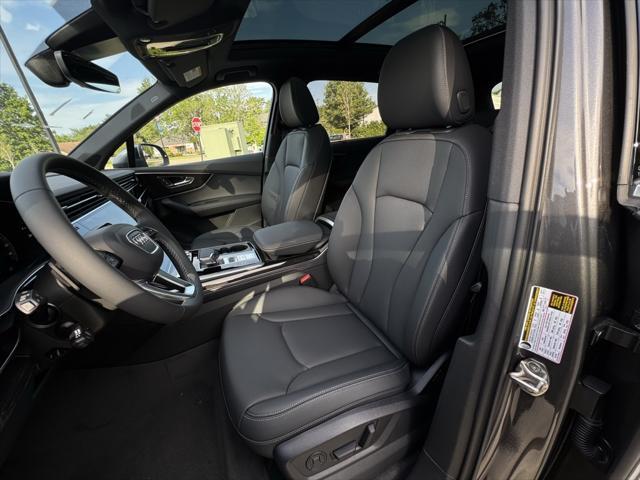 new 2025 Audi Q7 car, priced at $76,480