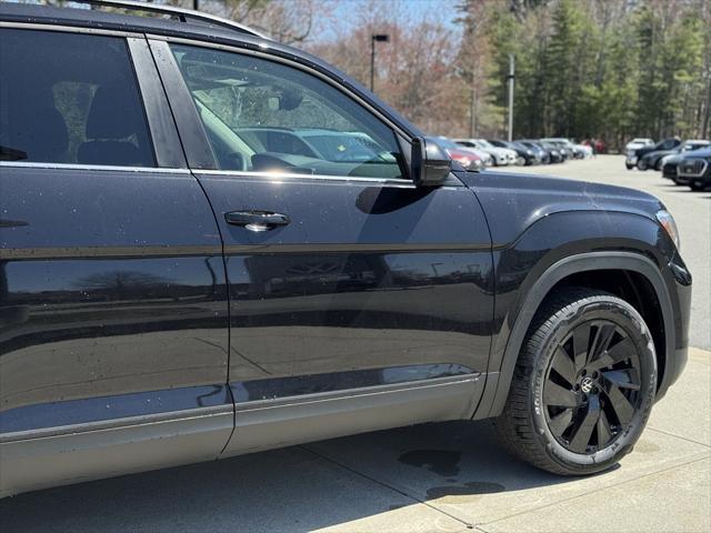 new 2025 Volkswagen Atlas car, priced at $46,627