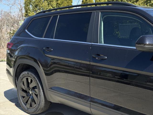 new 2025 Volkswagen Atlas car, priced at $46,627