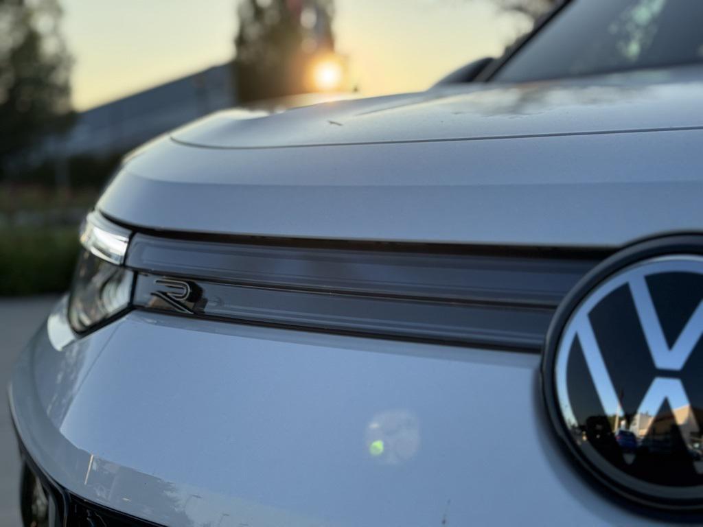 new 2025 Volkswagen Tiguan car, priced at $39,636