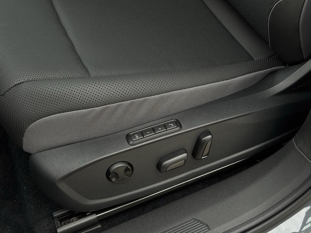 new 2025 Volkswagen ID.4 car, priced at $56,286