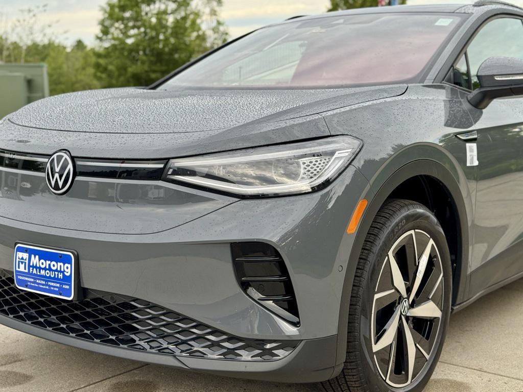 new 2025 Volkswagen ID.4 car, priced at $56,286