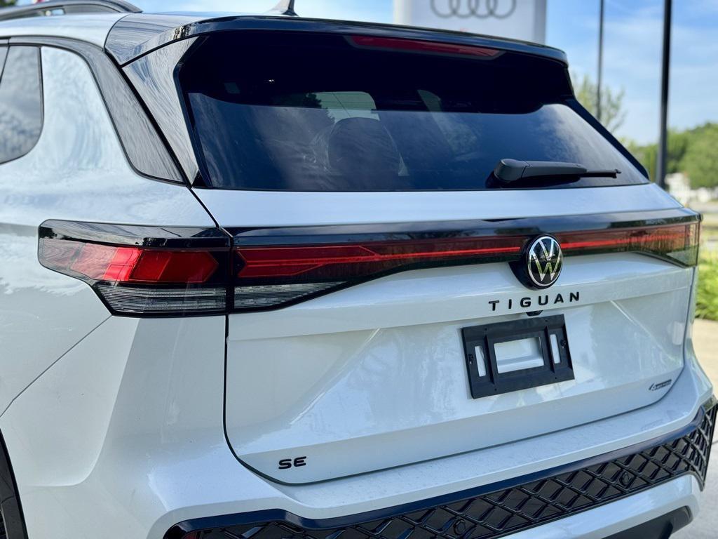 new 2025 Volkswagen Tiguan car, priced at $39,241