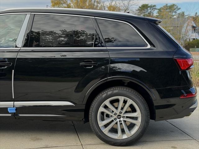 new 2025 Audi Q7 car, priced at $75,800