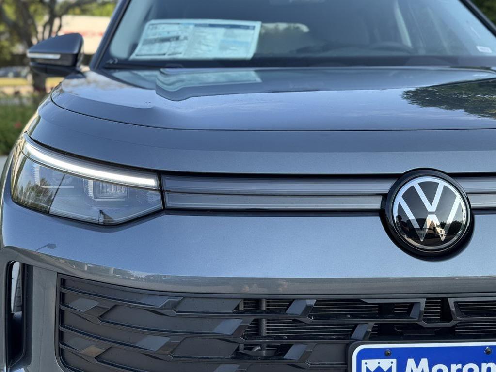new 2025 Volkswagen Tiguan car, priced at $37,591