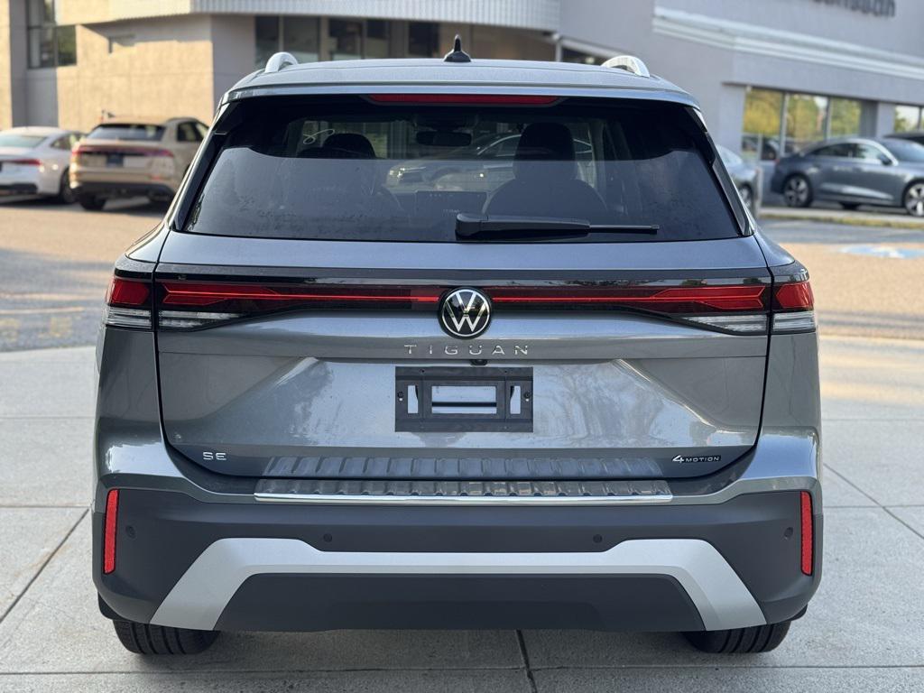 new 2025 Volkswagen Tiguan car, priced at $37,591
