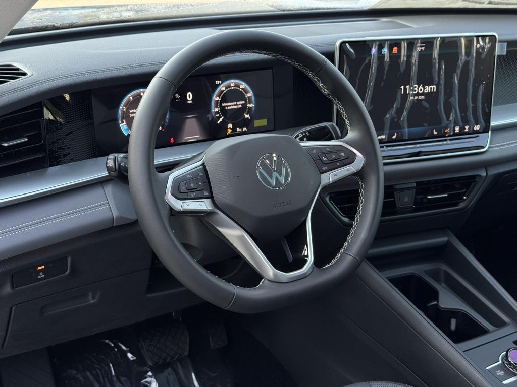 new 2025 Volkswagen Tiguan car, priced at $37,591