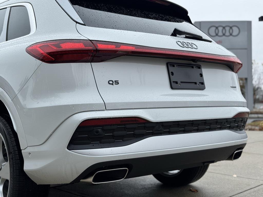 new 2025 Audi Q5 car, priced at $64,890