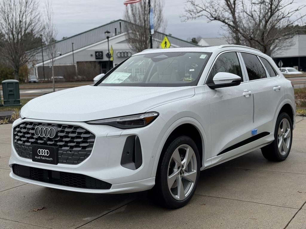 new 2025 Audi Q5 car, priced at $64,890