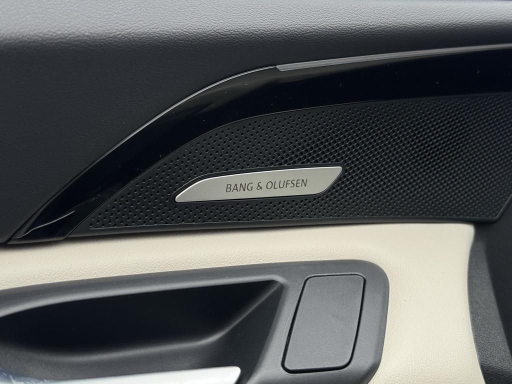 new 2025 Audi Q5 car, priced at $64,890