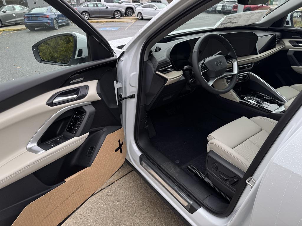 new 2025 Audi Q5 car, priced at $64,890