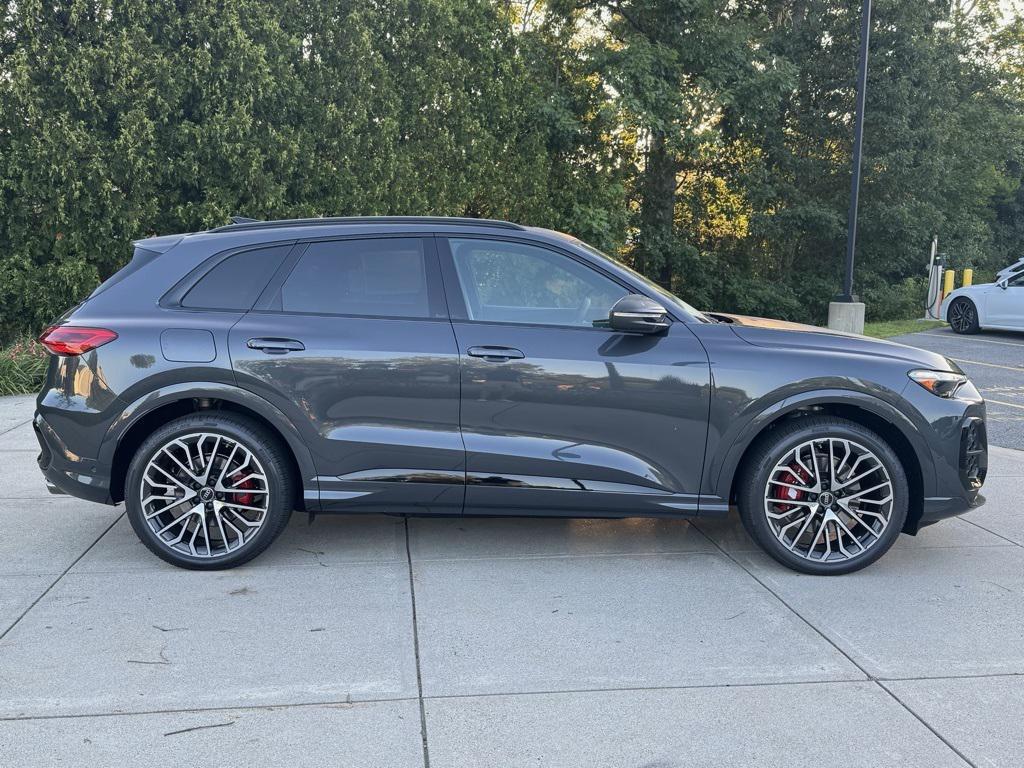 new 2025 Audi SQ5 car, priced at $74,105