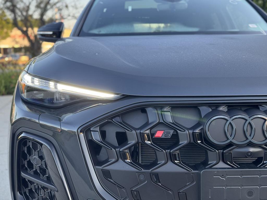new 2025 Audi SQ5 car, priced at $74,105