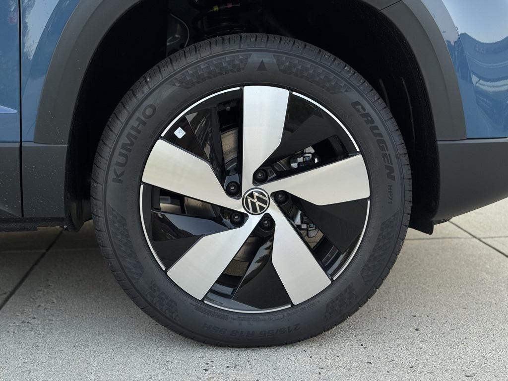 new 2025 Volkswagen Taos car, priced at $28,526