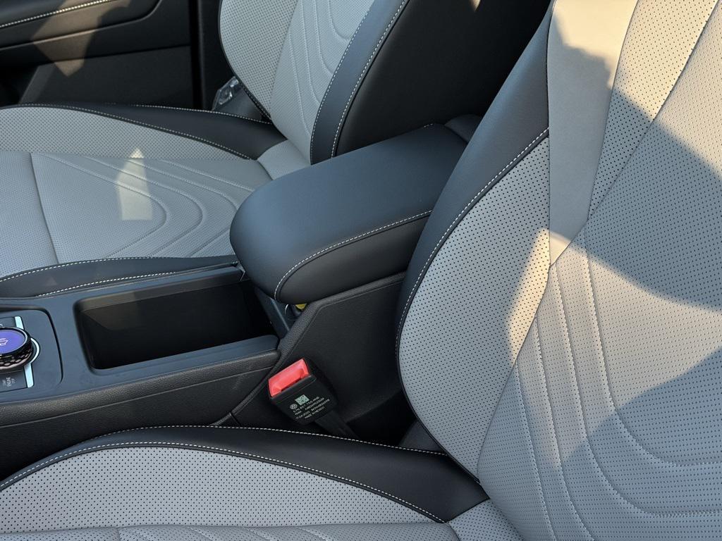 new 2025 Volkswagen Tiguan car, priced at $40,104