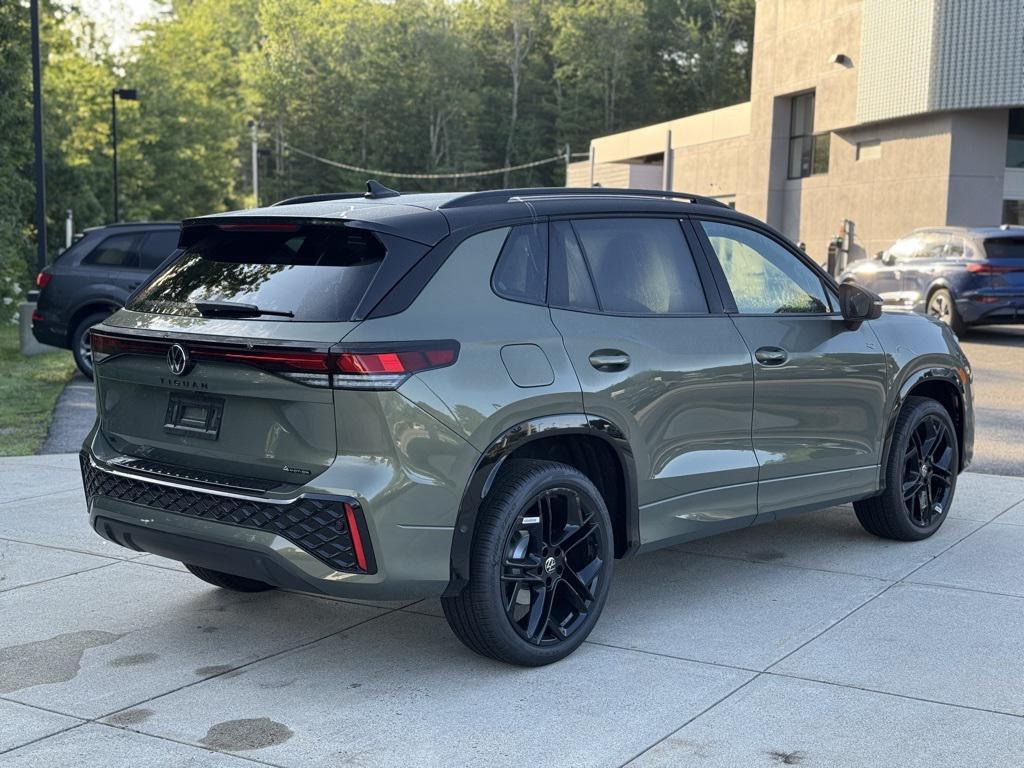 new 2025 Volkswagen Tiguan car, priced at $40,104