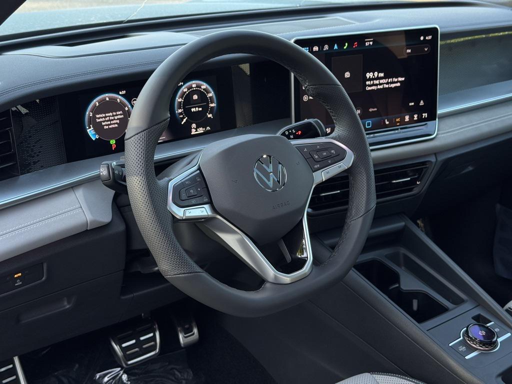 new 2025 Volkswagen Tiguan car, priced at $40,104