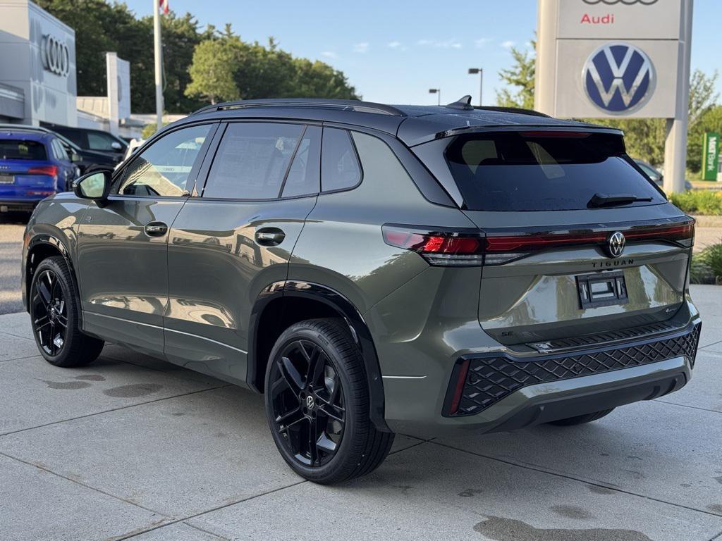 new 2025 Volkswagen Tiguan car, priced at $40,104