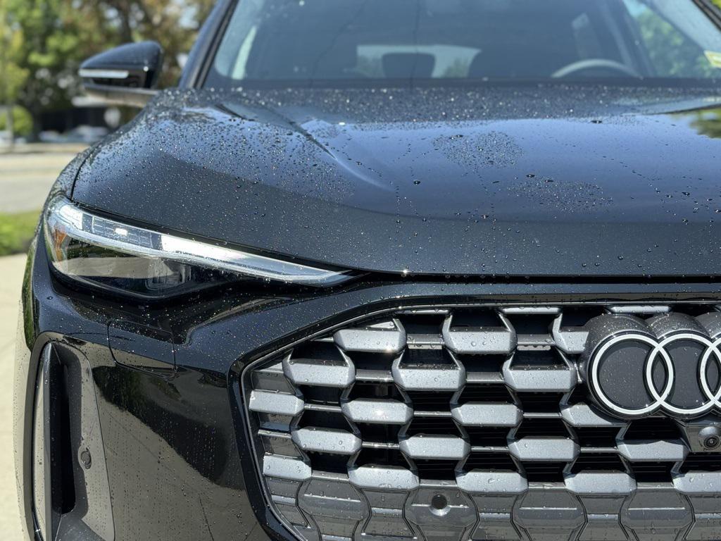 new 2025 Audi Q5 car, priced at $58,885