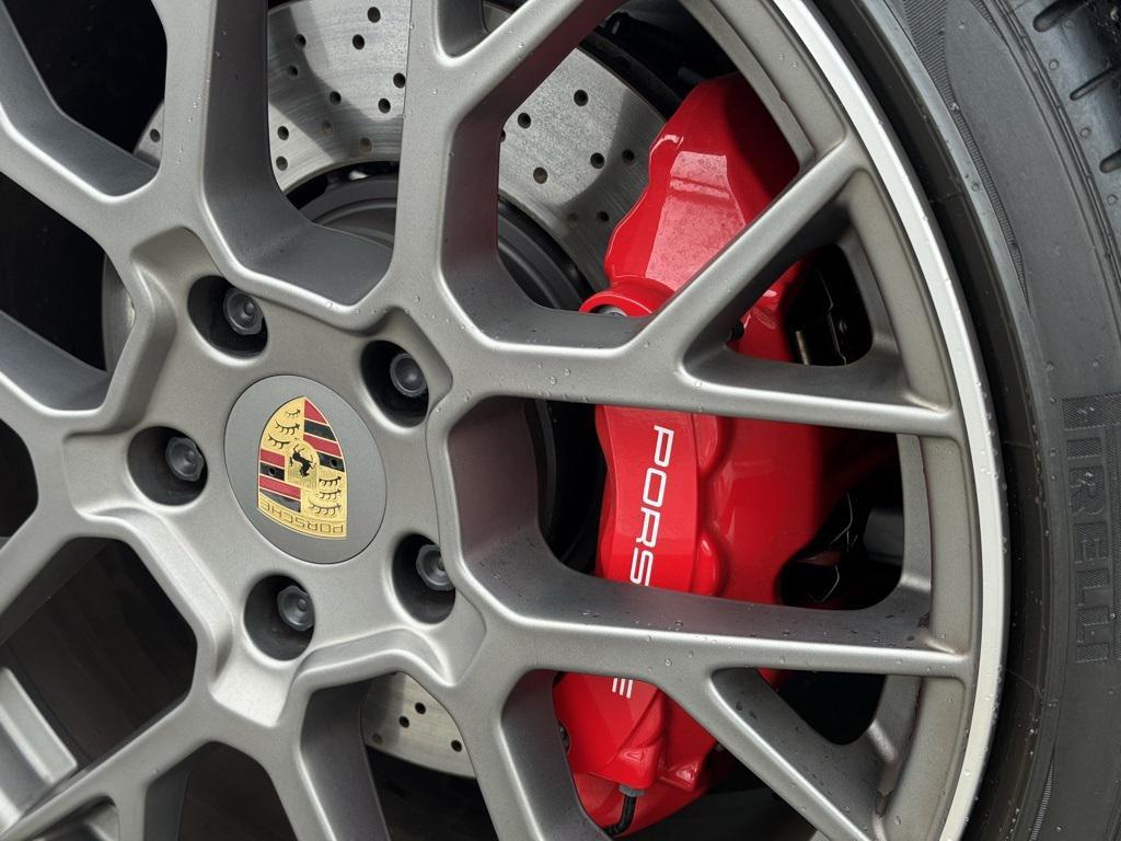 used 2022 Porsche 911 car