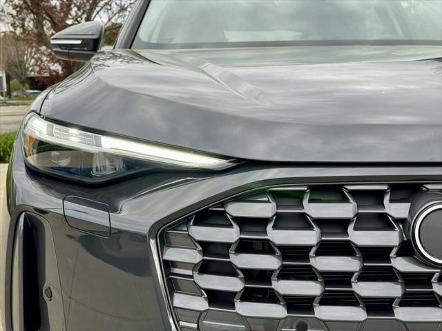 new 2025 Audi Q5 car, priced at $61,105