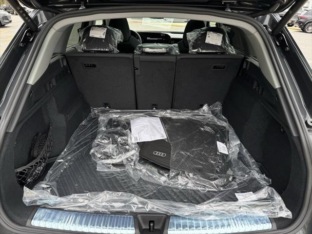 new 2025 Audi Q5 car, priced at $61,105