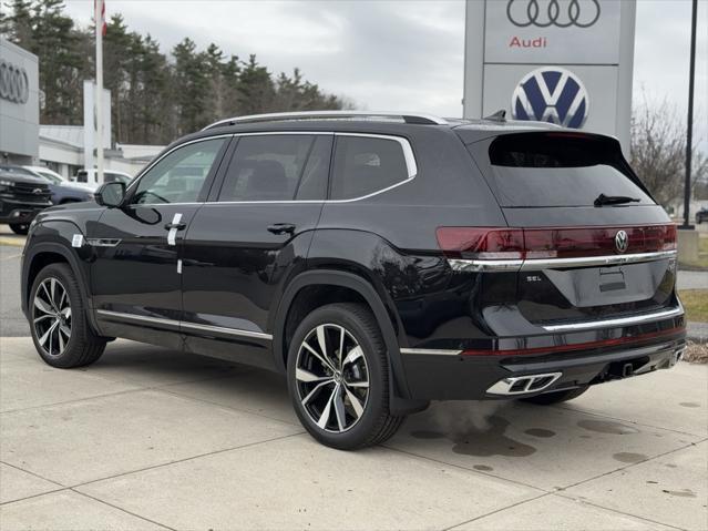 new 2024 Volkswagen Atlas car, priced at $56,111