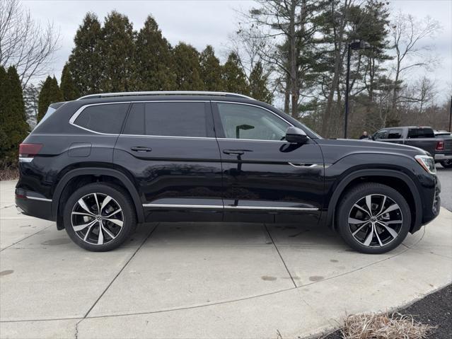 new 2024 Volkswagen Atlas car, priced at $56,111