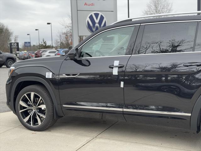 new 2024 Volkswagen Atlas car, priced at $56,111