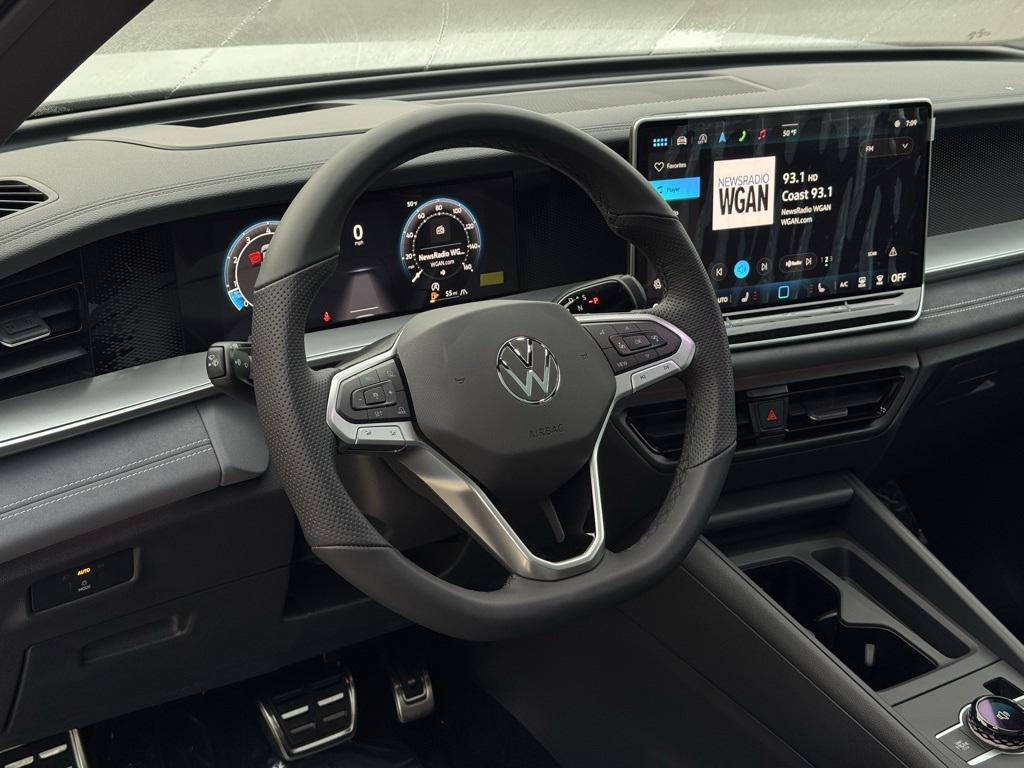 new 2025 Volkswagen Tiguan car, priced at $39,886