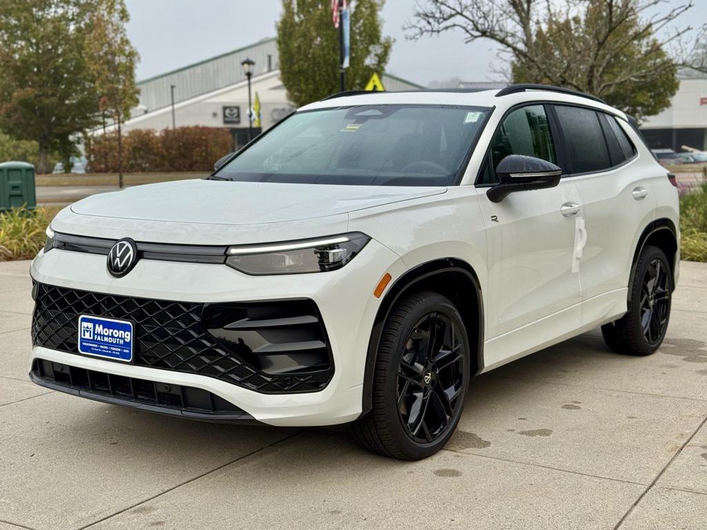 new 2025 Volkswagen Tiguan car, priced at $39,886