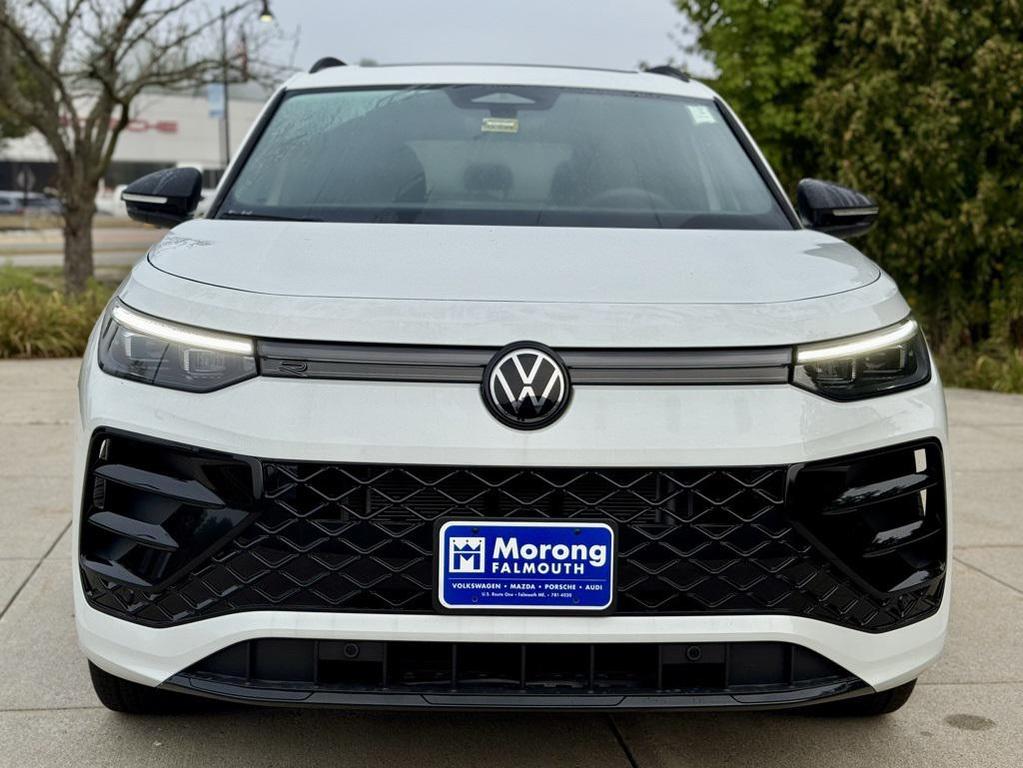new 2025 Volkswagen Tiguan car, priced at $39,886