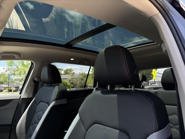 new 2025 Volkswagen Atlas car, priced at $49,876