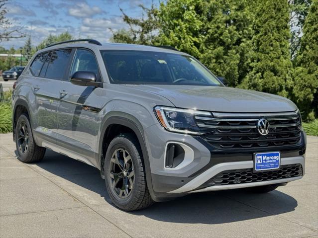 new 2025 Volkswagen Atlas car, priced at $49,876
