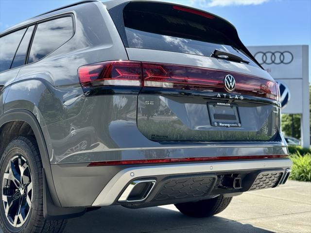 new 2025 Volkswagen Atlas car, priced at $49,876