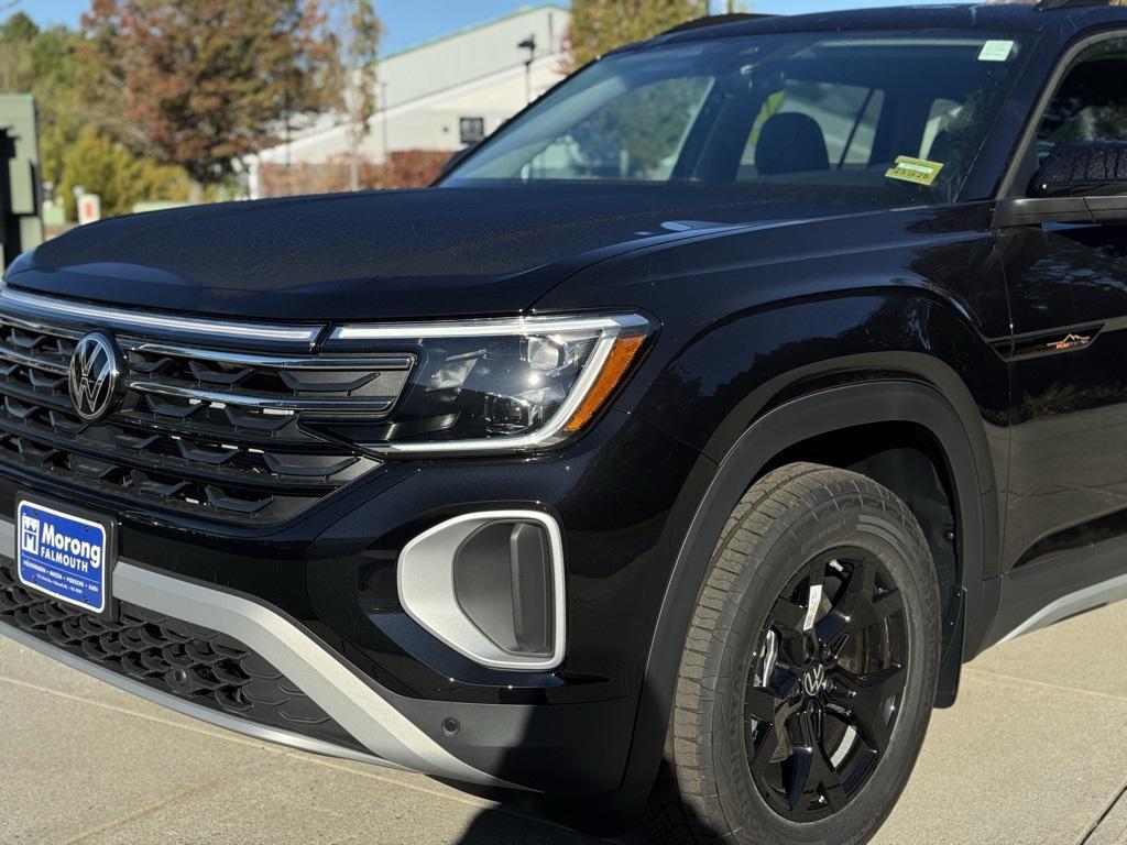new 2025 Volkswagen Atlas car, priced at $49,771