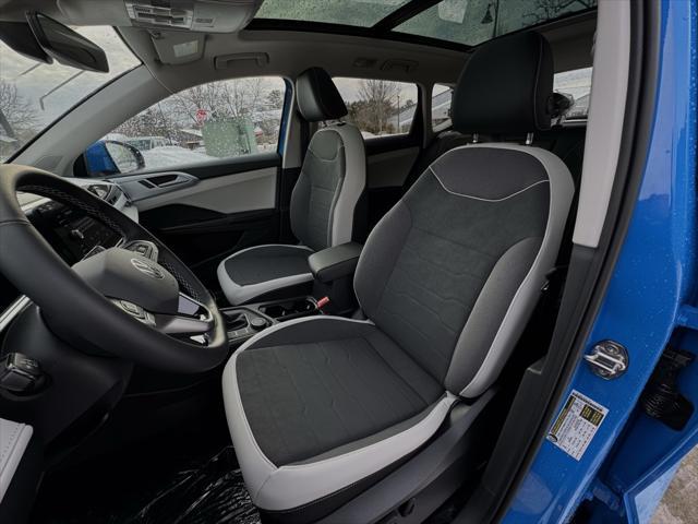 new 2025 Volkswagen Taos car, priced at $33,081