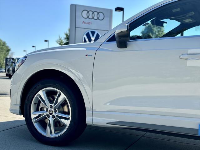 new 2024 Audi Q3 car, priced at $45,485