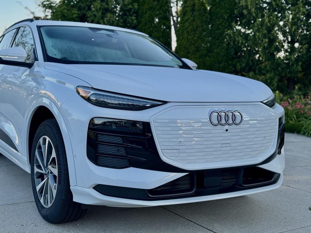 new 2025 Audi Q6 e-tron car, priced at $75,505