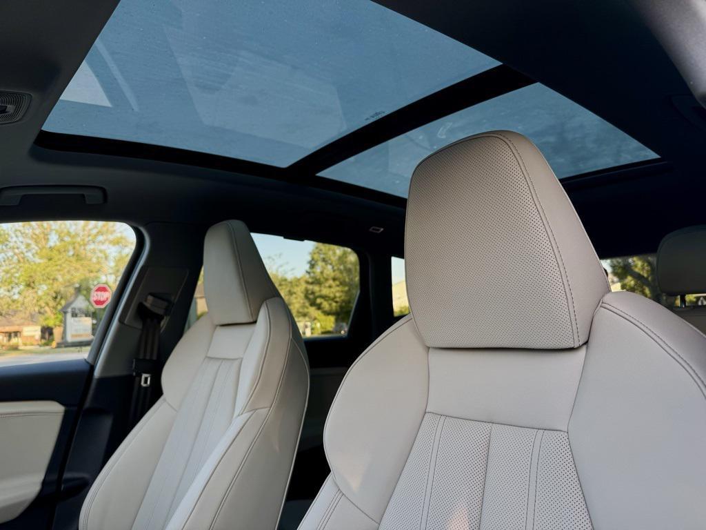 new 2025 Audi Q6 e-tron car, priced at $75,505