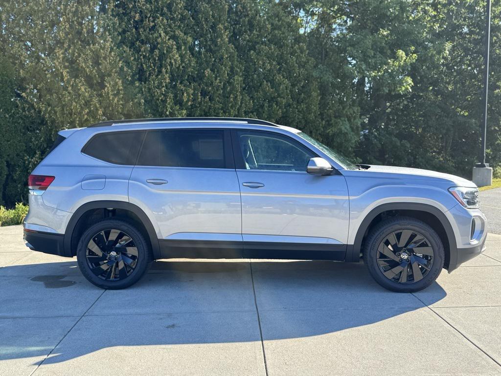 new 2026 Volkswagen Atlas car, priced at $48,215