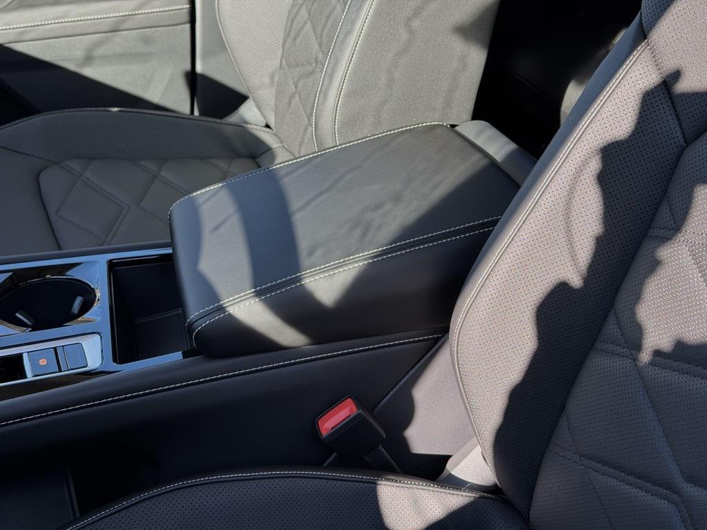 new 2026 Volkswagen Atlas car, priced at $48,215