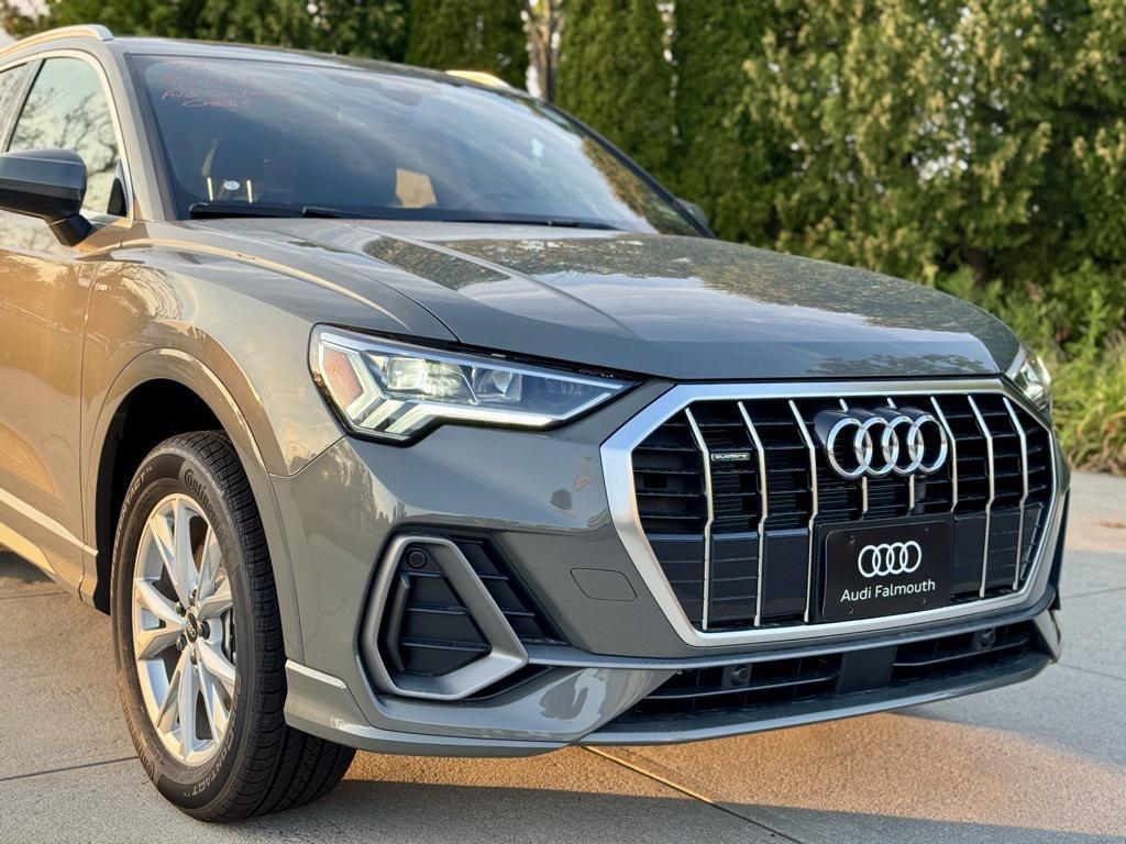 new 2025 Audi Q3 car, priced at $44,190